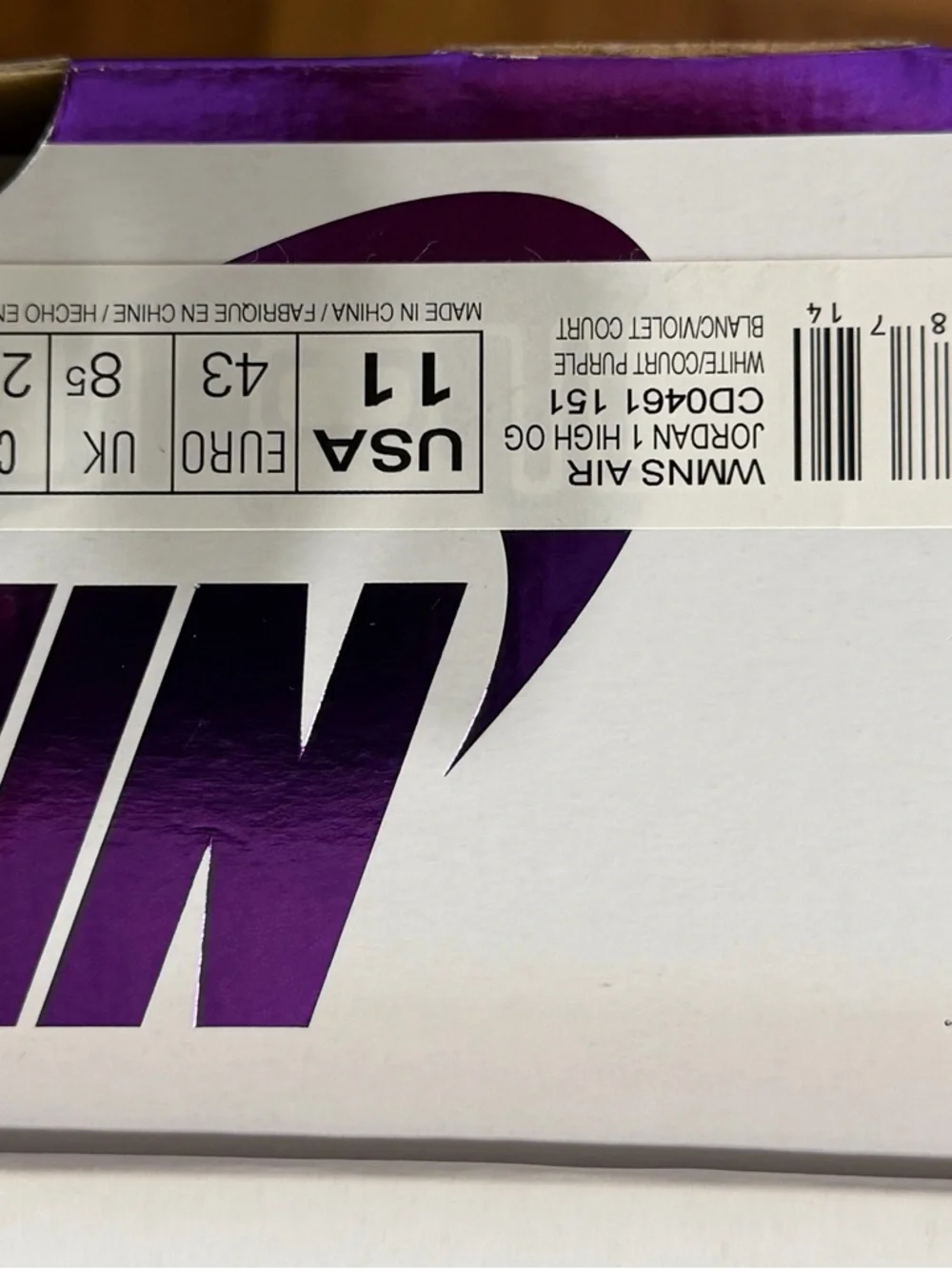 Nike Air Jordan 1 Retro High - White/Purple - Picture 8 of 8